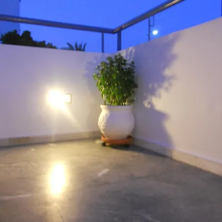 Apartment Dimitra *